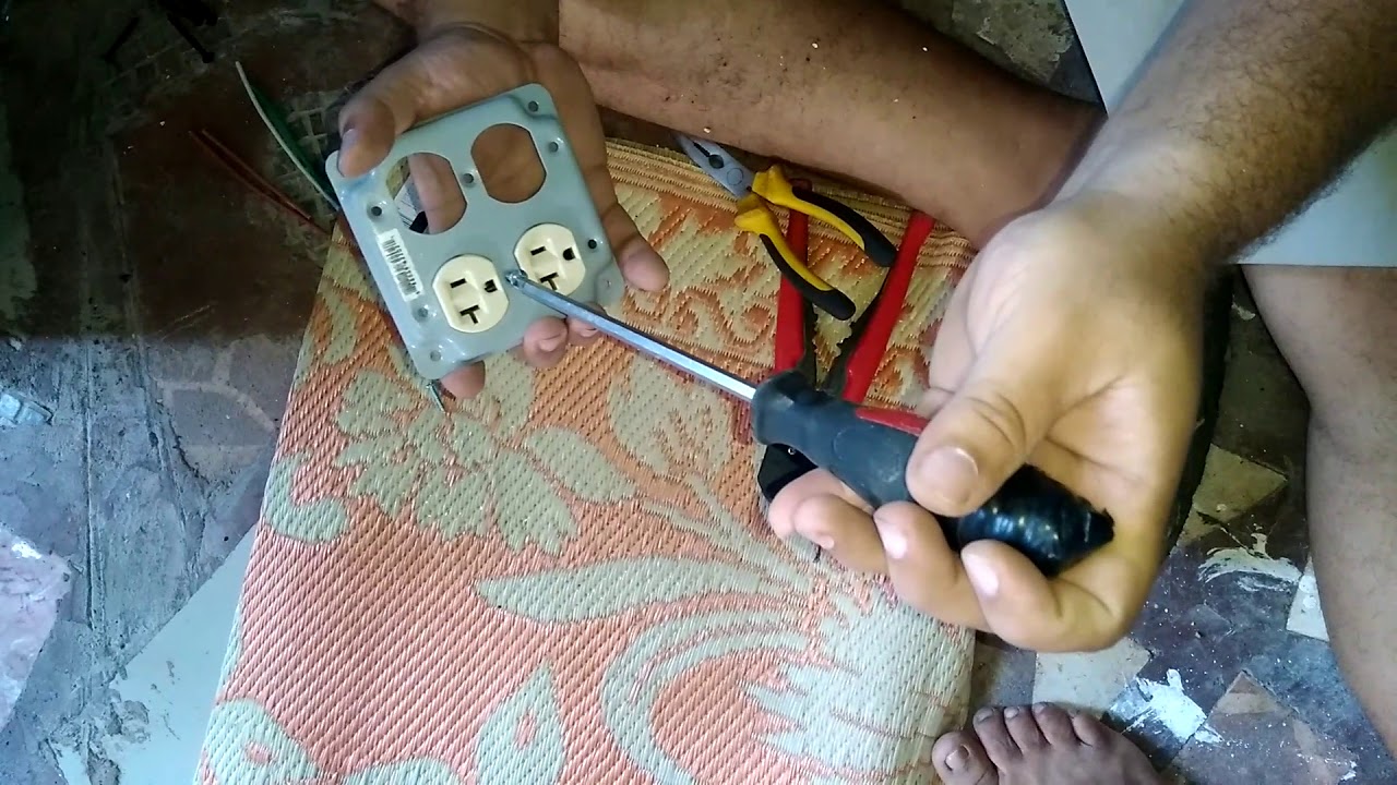 Instalar toma corriente en tapa 4x4