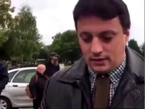 Andrija Milosevic -  kao pop na sahrani