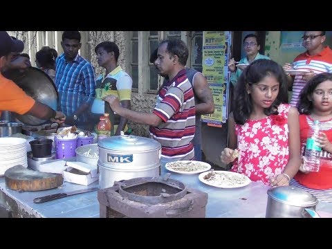 Chow Mein 45 rs & Chili Chicken 10 rs Each | Kolkata Ballygunge Street Food