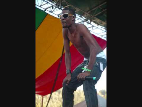 Lexxus - Halla Halla