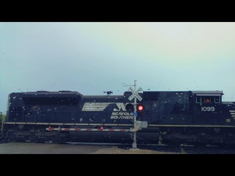 NS 1099 In Reverse West CP 385 Train (9-24-2015)