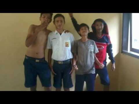 Gangstarasta Feat Tony Q - Langkah