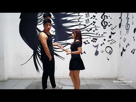 3 Basic Cumbia Steps to Perform at Parties 💃 🕺