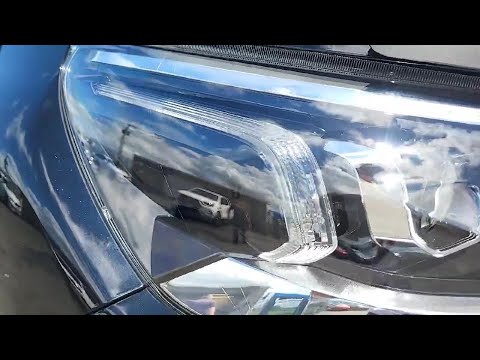 Toyota Hilux 2.4 DIESEL CREWCAB Z AUTOMATIC LOADED - Image 2