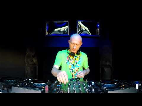 The Blue Oyster: Redline -WWT / 08.08 / 17 - 18