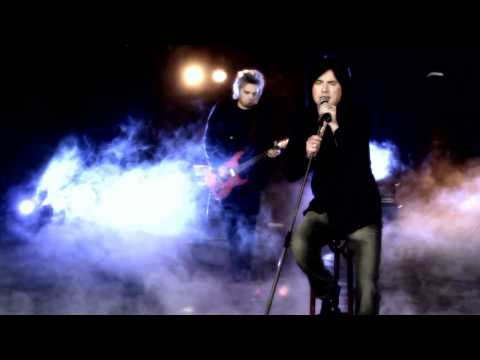 BRACIA - Nad Przepaścią [HD] (feat. Edyta Bartosiewicz)