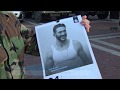 Mariniers geven zich bloot met kalender: 'Een eer!'