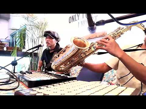 No Woman No Cry acoustic reggae live session Armi Ulu Roots feat One reggaeman Dj Martin Culture