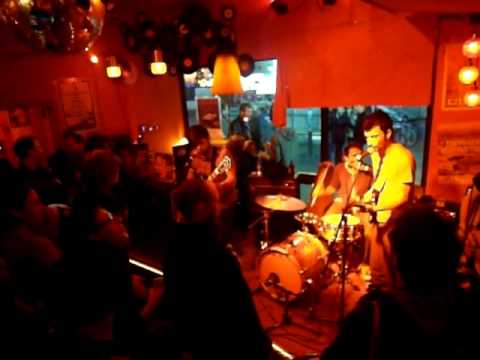 More LOVE BOAT live @ Molotow Bar 30.03.2011. Beatmania