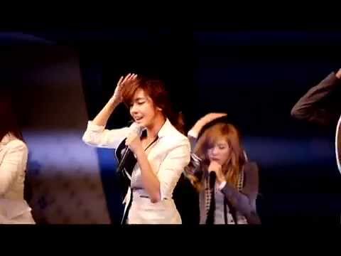 111122 Valkyrie concert The Boys Jessica focus