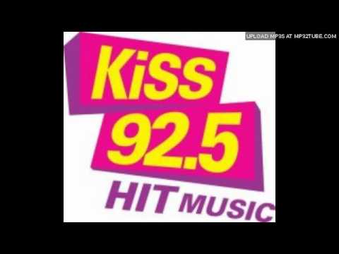 Kelly Wins $100 on 92.5 Kiss FM