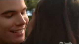 Kris and Junior - Iris