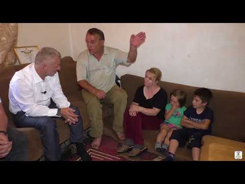 Familjes 4 anetareshe te Veteranit te luftes Ali Demiri nis ndertimi i shtepise se te