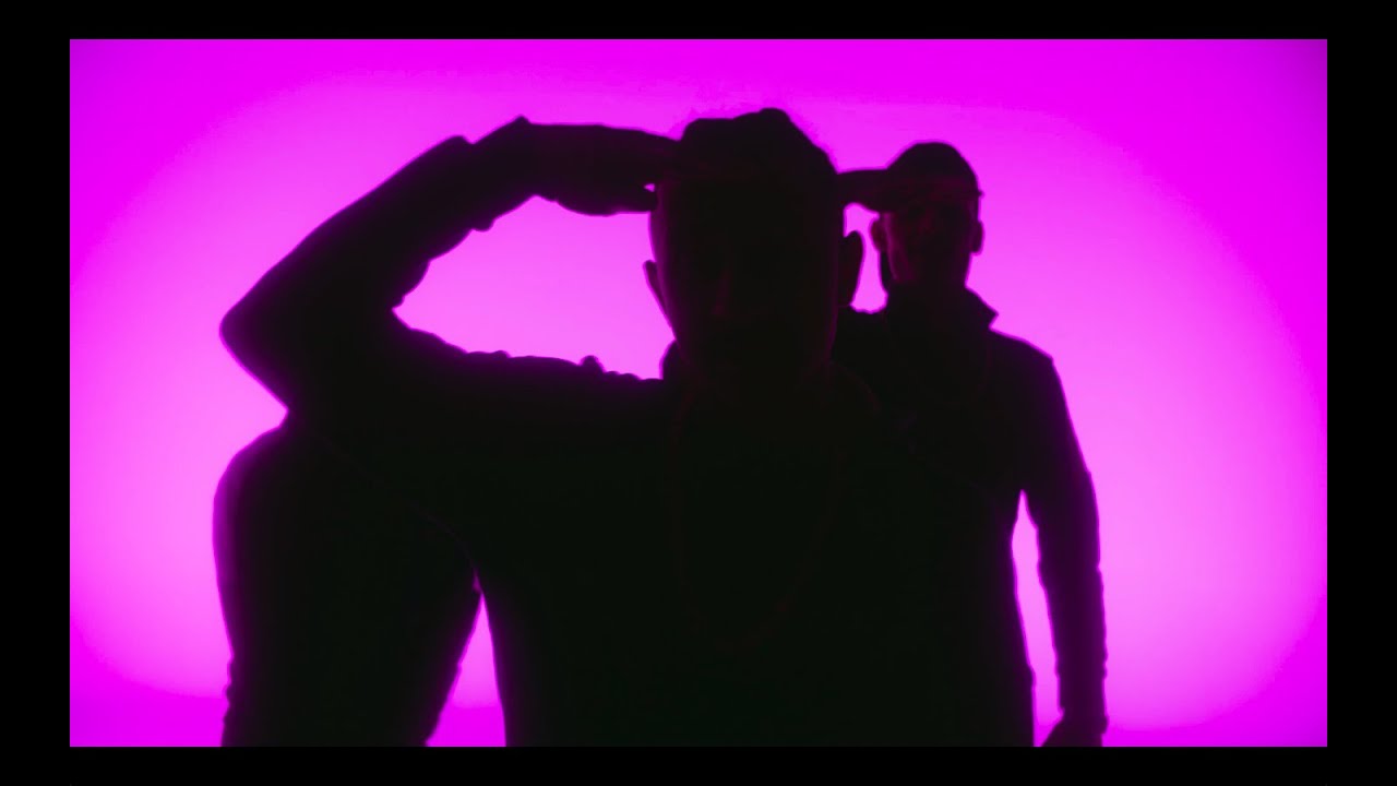 9liv ft R1 – “CODEINE DREAMING”