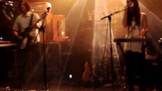 The Hundred in The Hands - Sleepwalkers (Extrait Live @ Marseille)