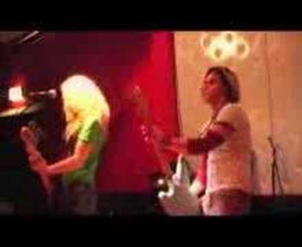 Kick Me to the Curb - The Dollyrots