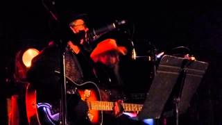 Les Claypool's Duo de Twang - Wynona's Big Brown Beaver (Pappy &amp; Harriet's, Pioneertown. CA 3/23/13)