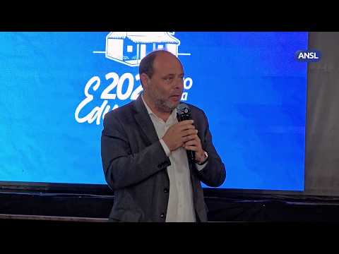 Gonzalo Amondarain, ministro de Gobierno - Escuela ‘Gregorio Agüero’ de Justo Daract