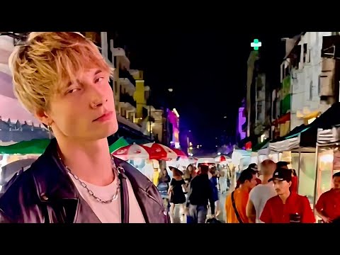 6'6"/198cm male model reaction compilation