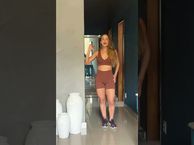 Top Prisma Marrom