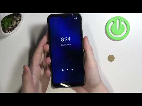 Check Size of MOTOROLA DEFY – Device Demonstration in Hands