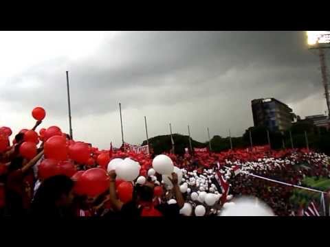 "Barra del caracas fc torneo apertura 2013" Barra: Los Demonios Rojos • Club: Caracas