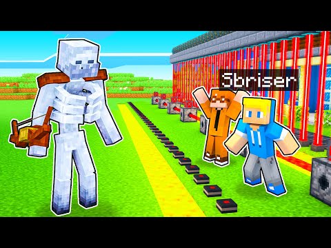 SCHELETRO MUTANTE vs BASE PIÙ SICURA Su Minecraft!