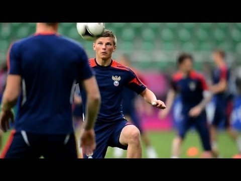 Russia train on the eve of the Euro 2012