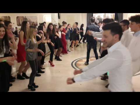 Balli di Gruppo - Mueve la Colita - Animazione, Dj, Balli festa di 18 anni Francesco Barattucci