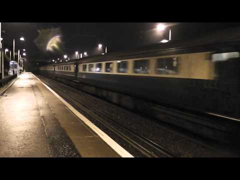 37423/37259 on 'The Lochalsh Highlander' at Greenfaulds: 25/04/14