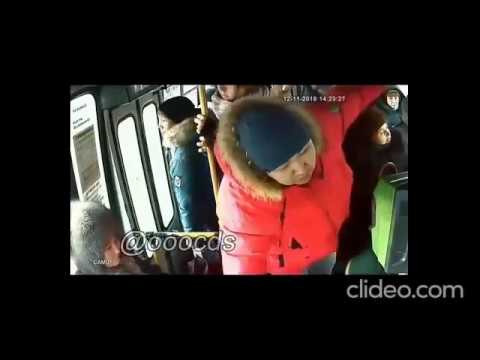 "Ты как людей-то возишь?", - парень ударил водителя автобуса в Якутске (видео) "Ты как людей-то возишь?", - парень ударил водителя автобуса в Якутске (видео)