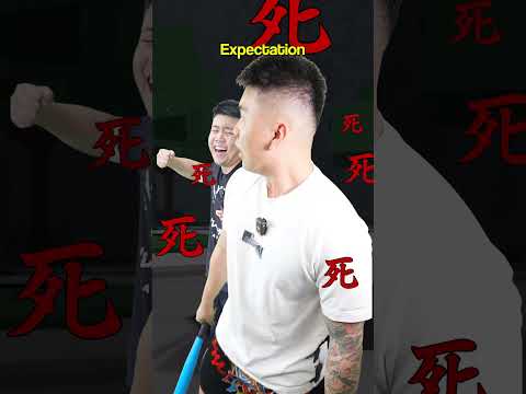 Using an Ultimate in Strongest Battlegrounds Expectation VS Reality..