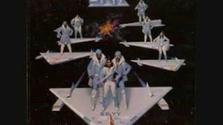 SKYY - love all the way