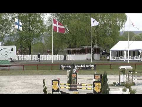 Nina Braaten, klasse 62 - 10.05.2012 -  (20).MP4