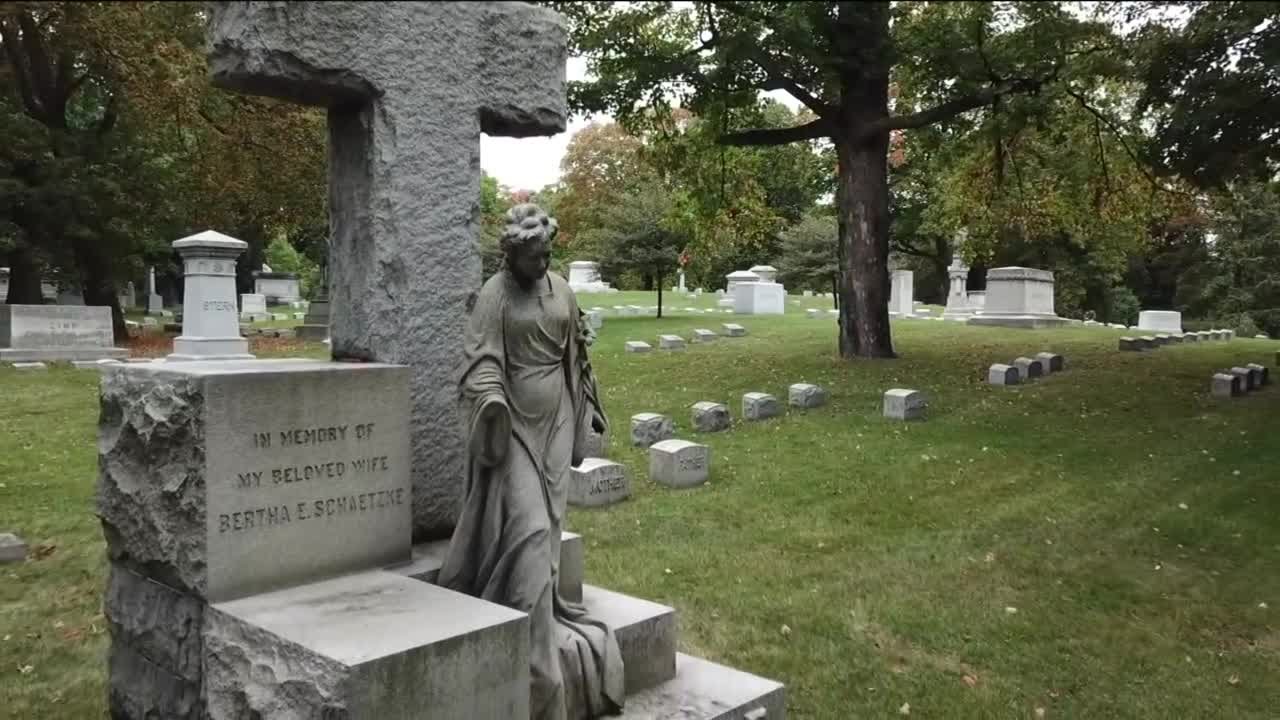 Hidden Gems: Discover Milwaukee's history at Forest Home Cemetery