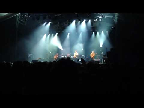 Them Crooked Vultures - "Dead end friends" Live @ Pukkelpop, Kiewit, Belgium