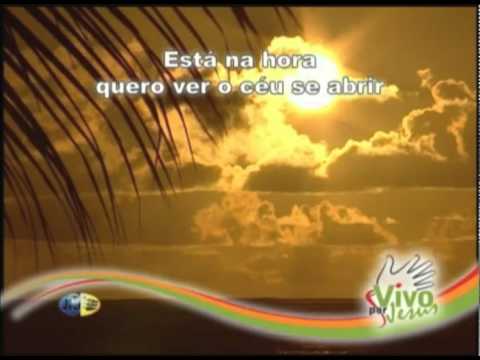 Está Na Hora video