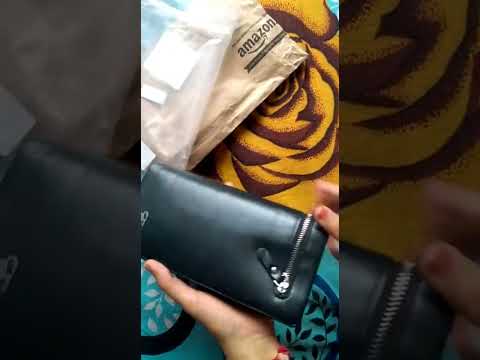 Female red ladies leather wallets