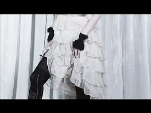 Johanna And The Dusty Floor-All The Pretty Things