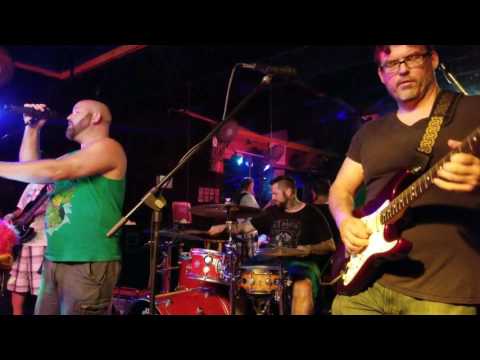 Barefoot Bob and the Hope LIVE Cover of GIVE ME ONE REASON by Tracy Chapman at Jimmy B's