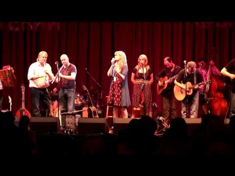 Edie Reader - Wild Mountain Side - East Lothian Homecoming Skateraw Concert