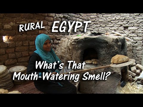Egypt:  Baking Nile Bread, the Old Fashioned Way