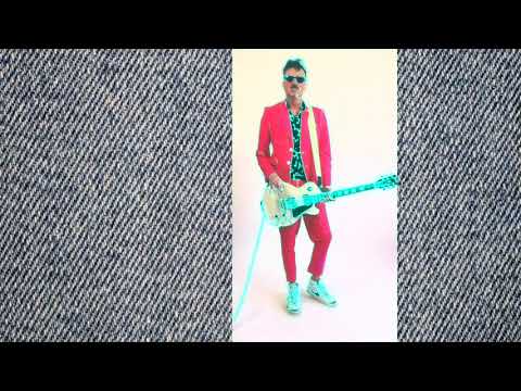 The Pink Spiders "Freakin' Freakin' Out" (Official Music Video)