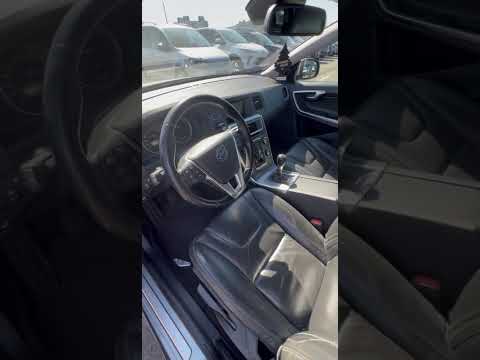 фото volvo v60 i 0