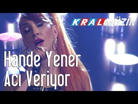 Hande Yener - Acı Veriyor (Kral Pop Akustik)