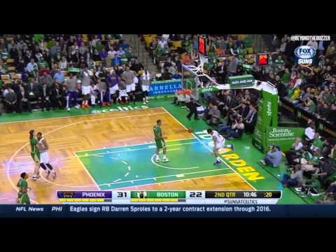 Ish Smith blocks Jared Sullinger