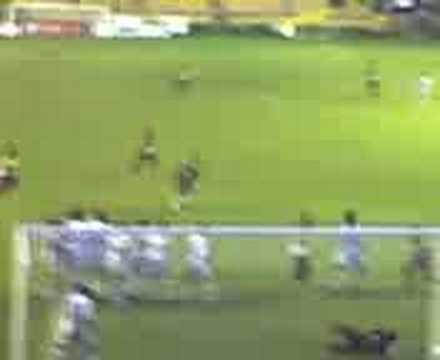 Gol de falta Zé Carlos - Criciúma 3x2 Guarani - SC