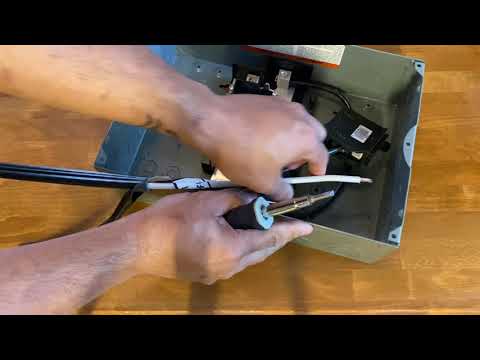 Wiring an electrical panel for 120v for solar system