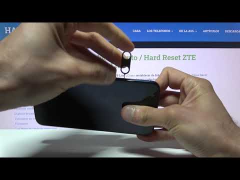 Cómo poner chip y tarjeta de memoria en ZTE Blade V8 Lite - poner tarjeta SIM