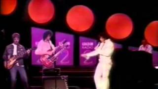 BBC Radio 2: Elvis Presley&#39;s dream line-up